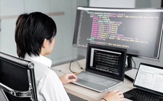 长垣 ,php声明和调用变量的符号是什么？